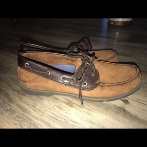 Sperry size 8